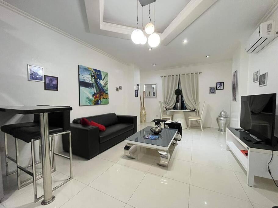 Kandi Big 1 Bedroom King Bed, Free Housekeeping, Wi-Fi Angeles Exterior photo